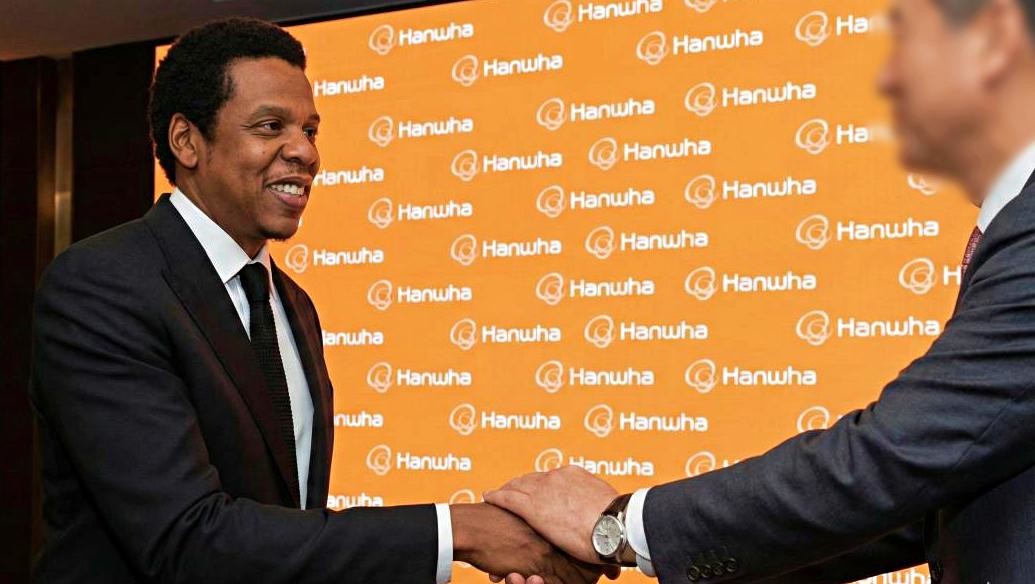 셔터스톡(Debby Wong-shutterstock.com) 인물 사진 참고해 AI툴로 제작한 자료 이미지.