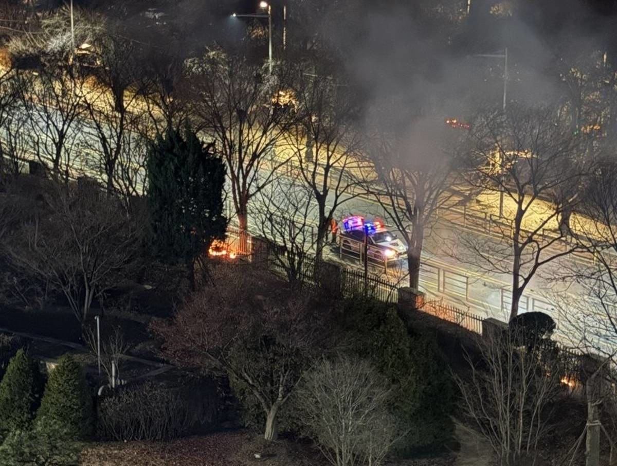 국회 3문 인근 방화 / 연합뉴스