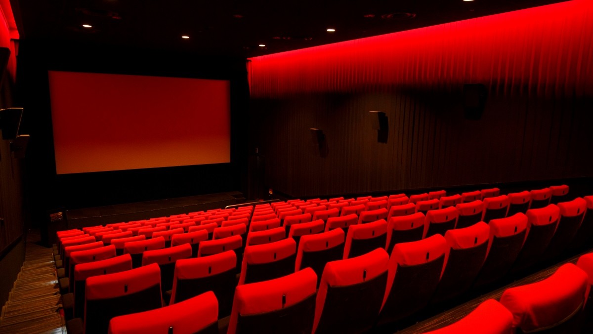 기사 내용 이해를 돕기 위한 영화관 사진 / Takanori Ogawa-Shutterstock.com