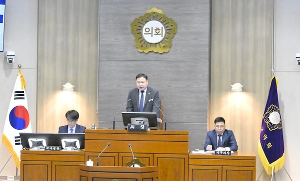 300회 임시회 개최 / 순창군의회