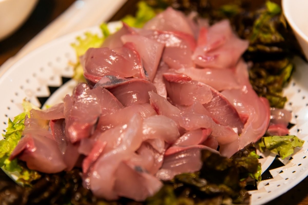 방어 회 자료사진 / SUNGMOON HAN-shutterstock.com