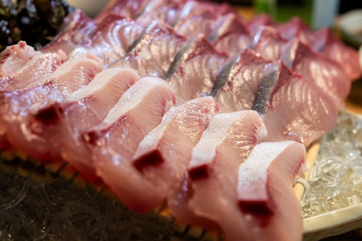 방어 회 자료사진 / SUNGMOON HAN-shutterstock.com