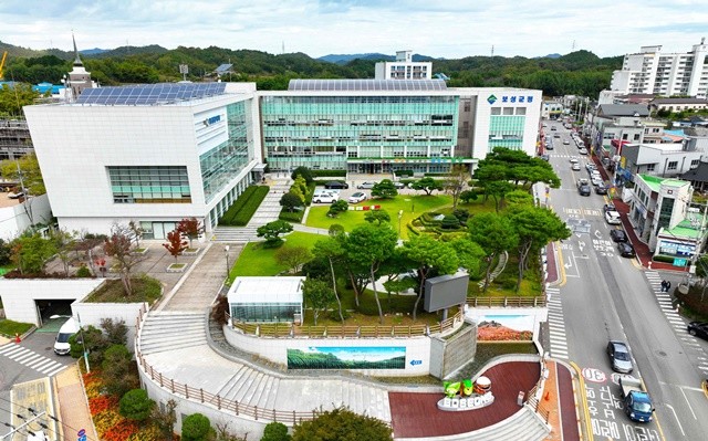 보성군이 2025년에 이어 2026년에도 1인당 30만 원의 ‘보성사랑(민생회복)지원금’을 지급한다.