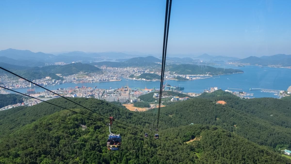 통영 케이블카. / Panwasin seemala-shutterstock.com
