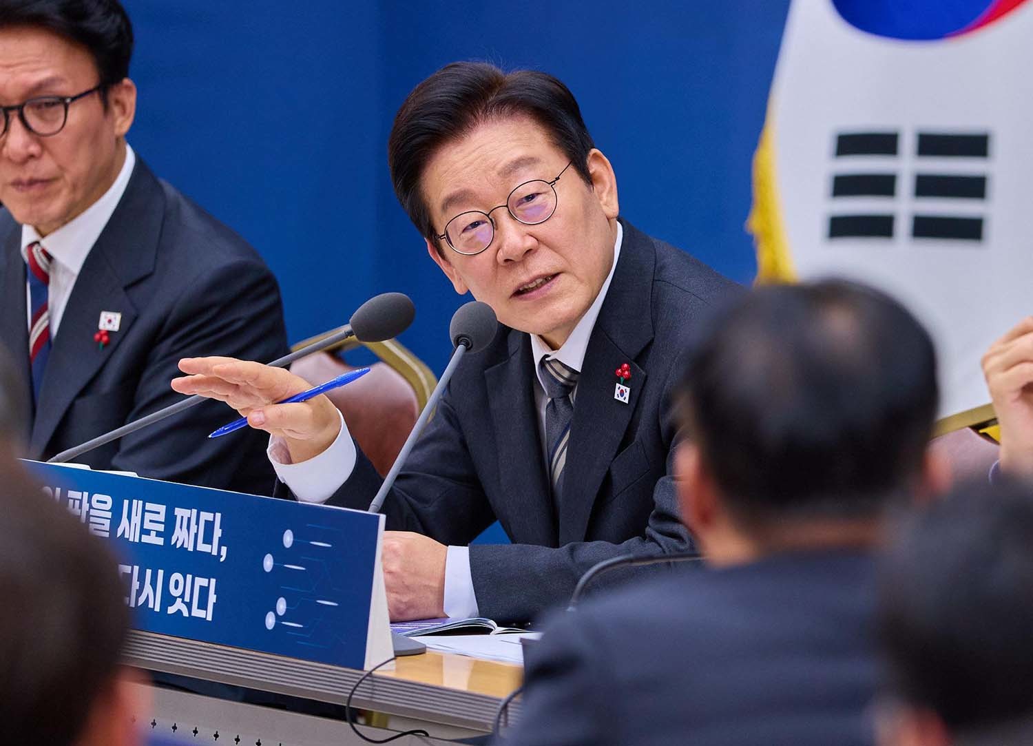 이재명 대통령이 12일 세종시 정부세종컨벤션센터에서 열린 국토교통부 업무보고에서 발언하고 있다. / 대통령실 제공.