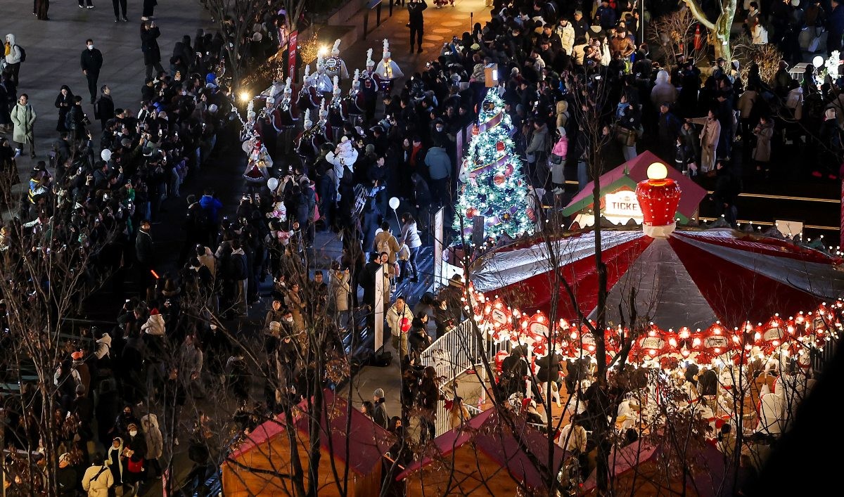 광화문 일대에서 열린 2025 광화문 마켓. / 뉴스1