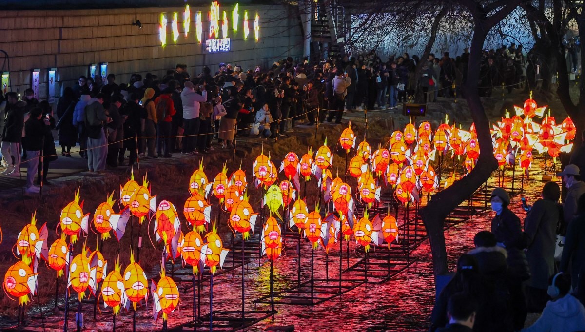 청계광장서 열린 2025 빛초롱축제. / 뉴스1