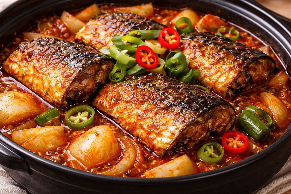 겨울 별미로 맛있는 고등어조림 모습. 기사 이해를 돕기 위해 AI를 활용해 제작한 자료 사진입니다. 실제 모습과 다소 차이가 있을 수 있습니다.