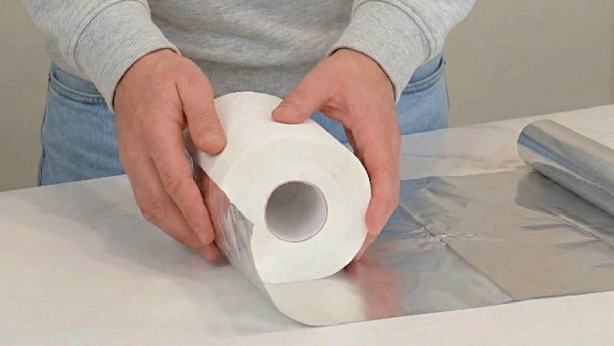 '휴지와 쿠킹호일이 만나면?' 기사 내용을 바탕으로 제작한 자료사진.