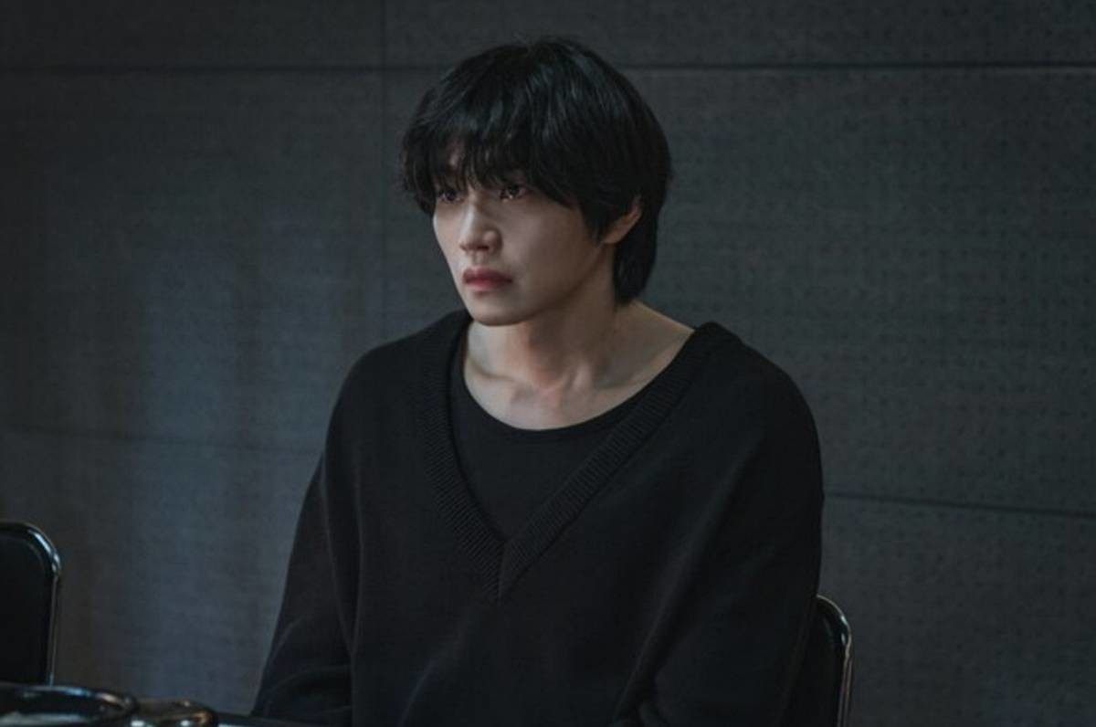 최애가 용의자로 / KT스튜디오지니