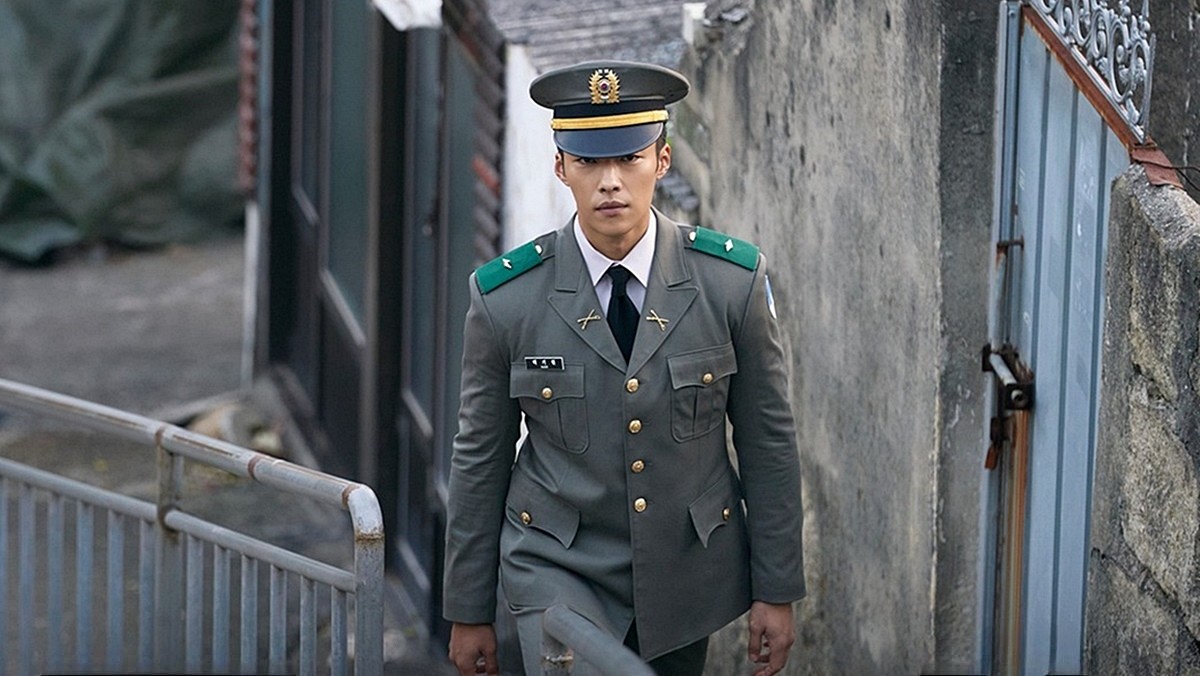 '메이드 인 코리아'에 출연하는 배우 우도환 / 디즈니+