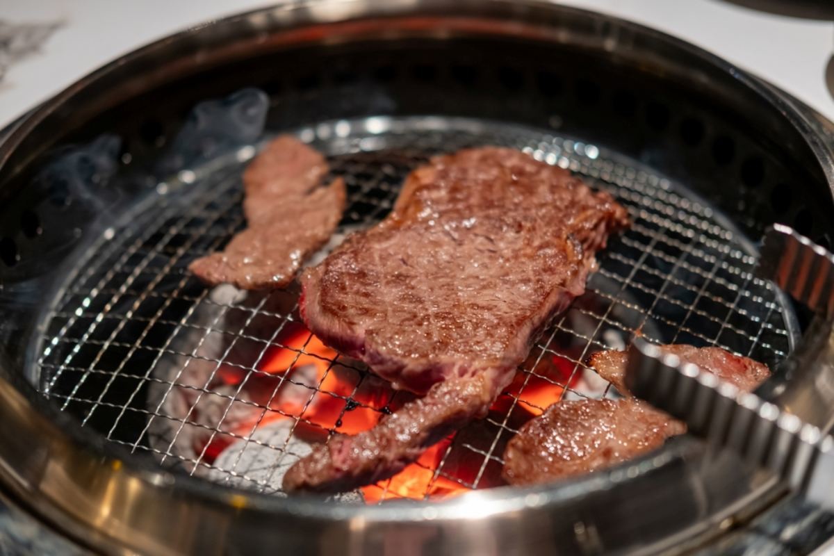 등심 부위 소고기 / Moomusician-shutterstock.com