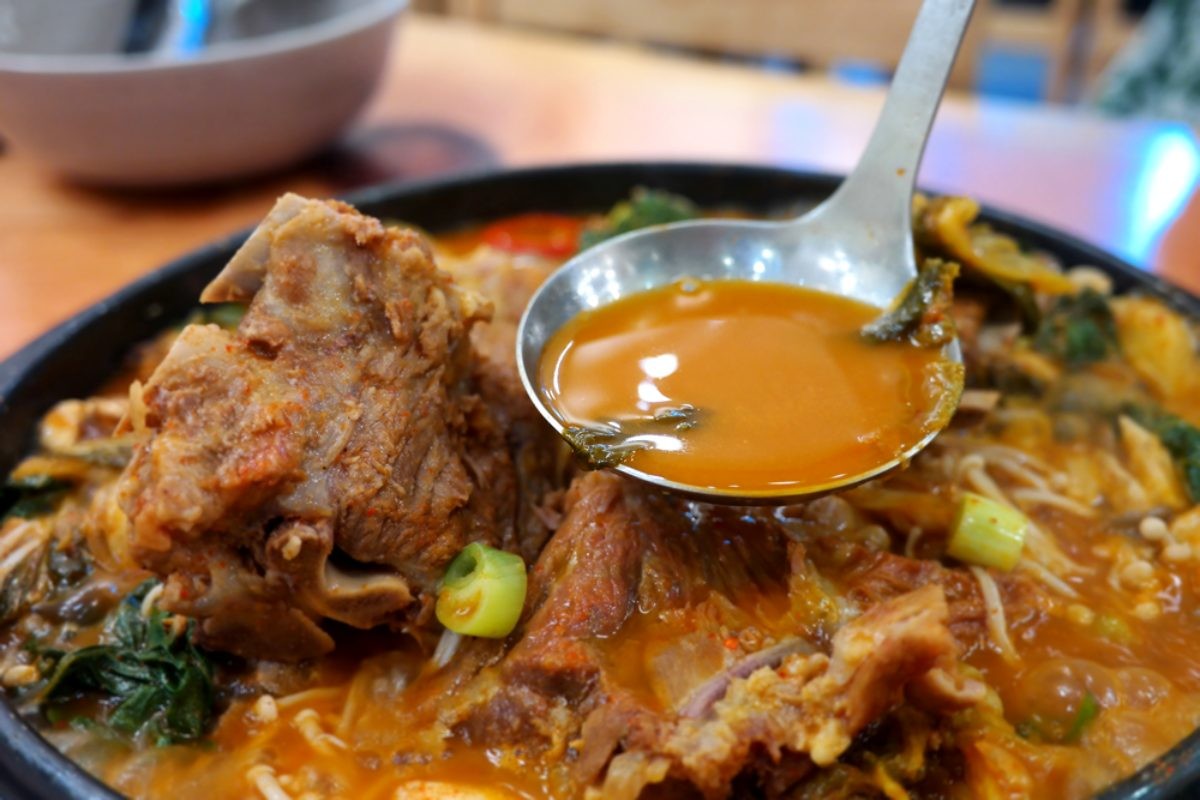 뼈해장국 자료사진 / Hyung min Choi-shutterstock.com