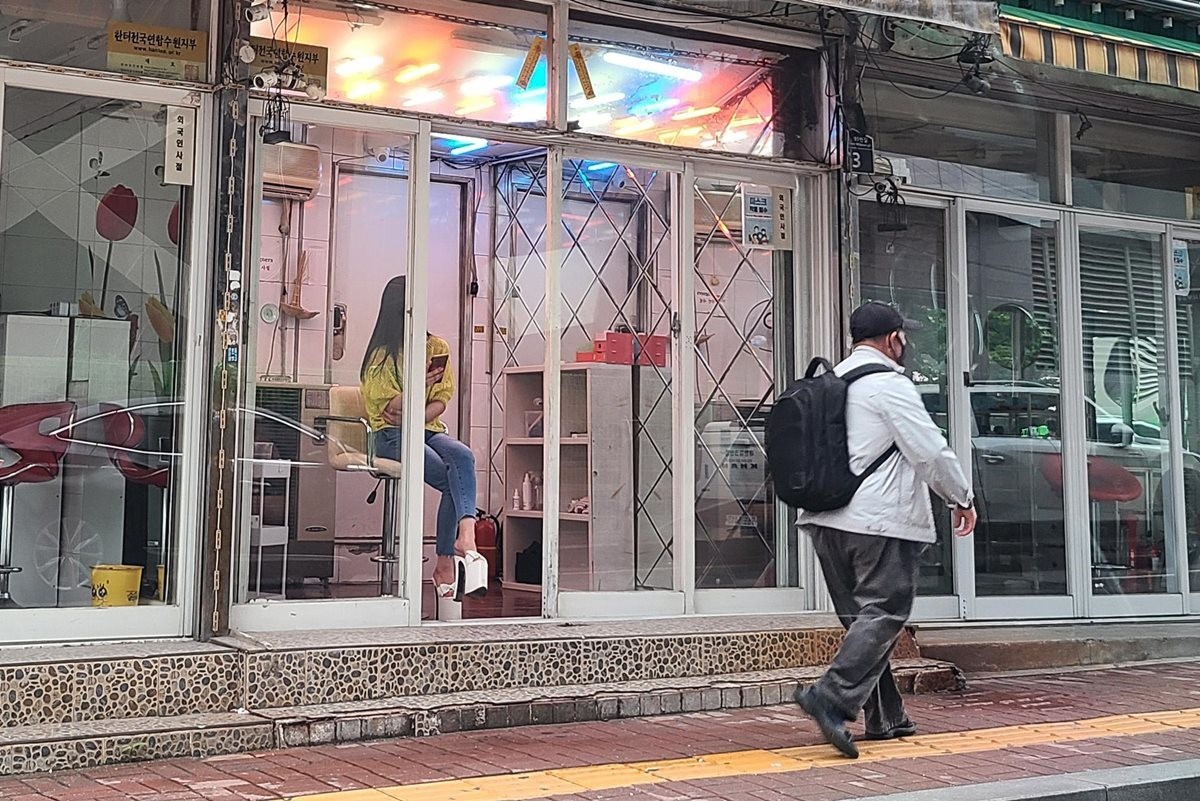 수도권의 한 집창촌 모습. / 뉴스1