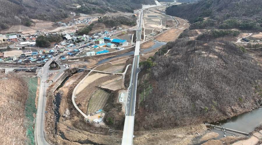 국도 34호선 안동~영덕 도로 개량 사업 구간./영덕군