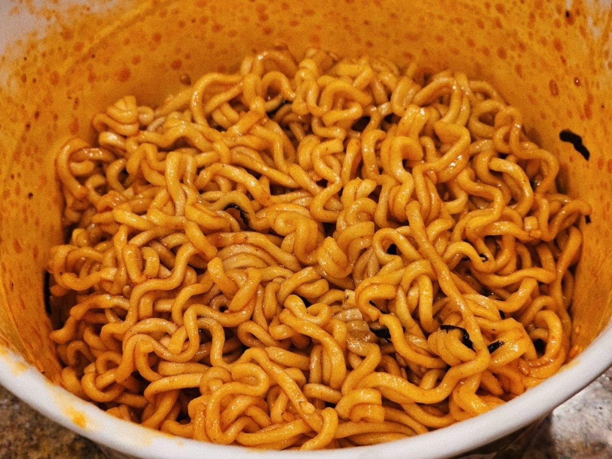 불닭볶음면 자료사진 / yougonnarain-shutterstock.com