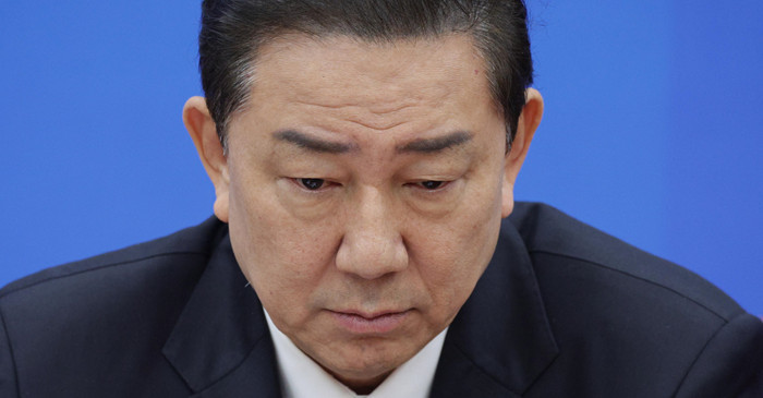 김병기 더불어민주당 원내대표와 문진석 원내수석이 23일 서울 여의도 국회에서 열린 원내대책회의에서 생각에 잠겨 있다. / 뉴스1