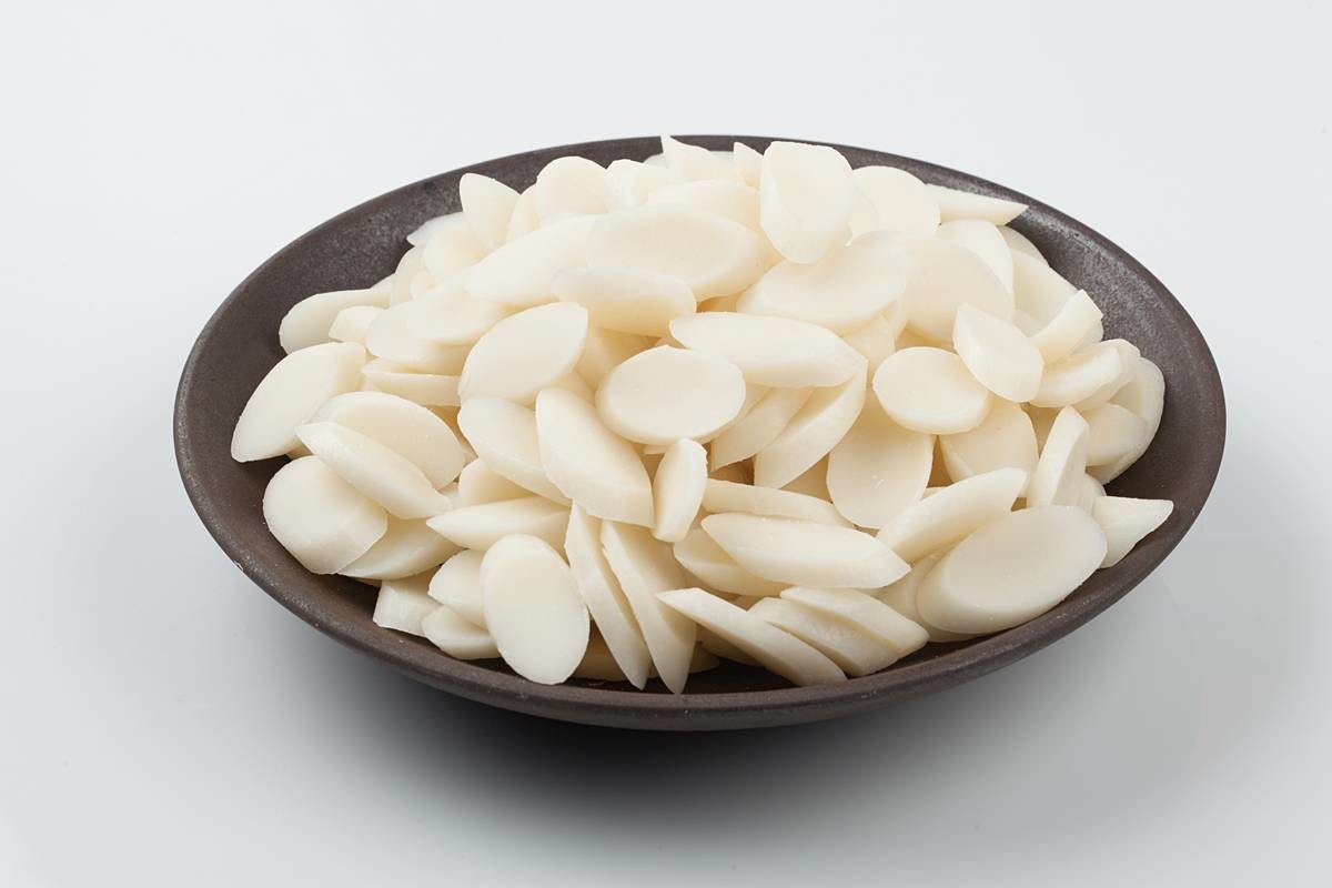 떡국 떡 / Jeong-Seon-Shutterstock.com