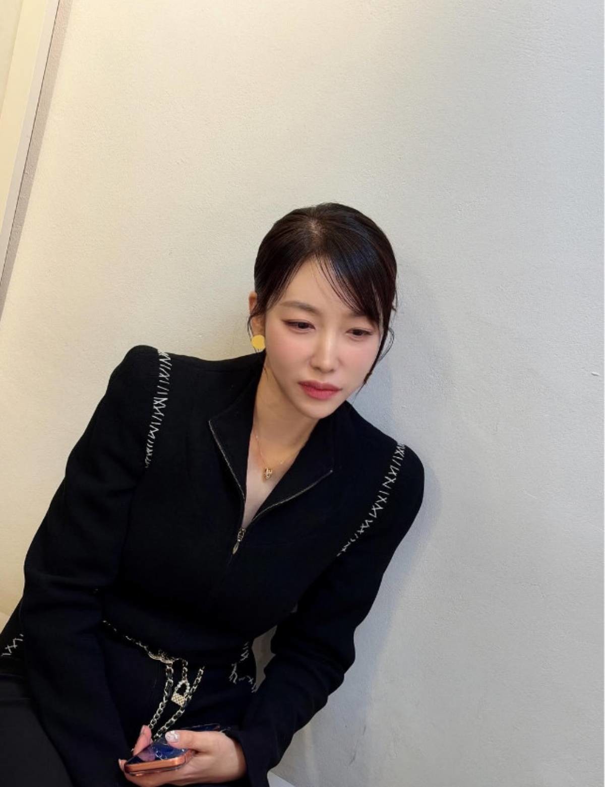 '미스트롯' 출연 이후 무명 생활 끝내고 인지도 얻은 숙행. / 숙행 인스타그램