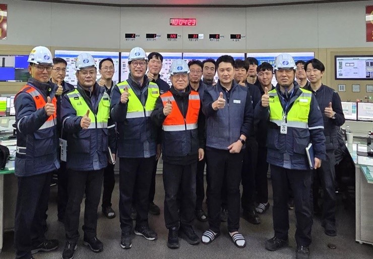한국남부발전  김준동 사장이 새해 첫  일정으로 하동빛드림본부를 찾아 현장 경영에 나섰다.  / 사진제공=남부발전