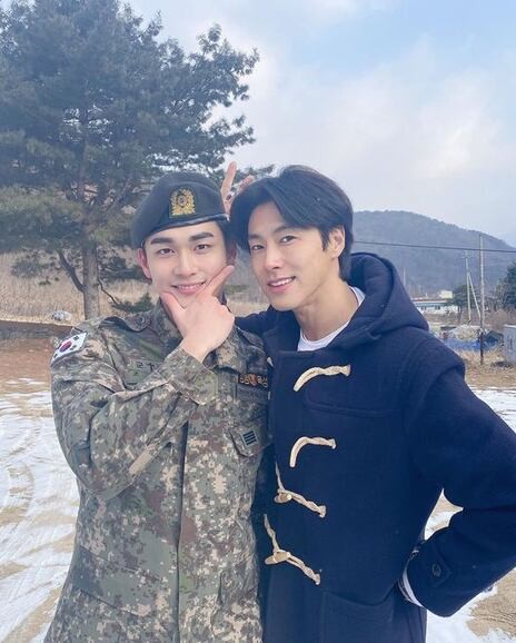 조윤우와 절친 유노윤호 / 조윤우 인스타그램