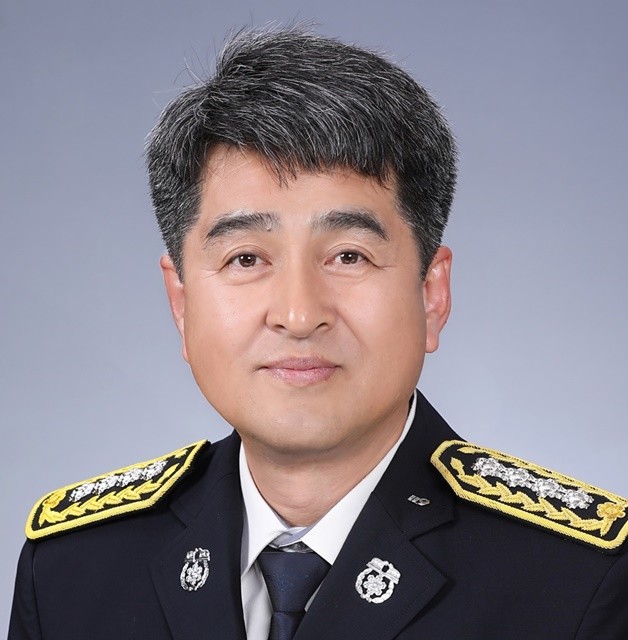 황인 제10대 119특수대응단장