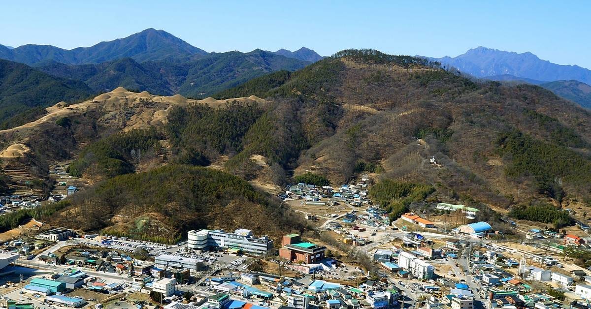 고령 주산성 지산동 고분군 전경/고령군