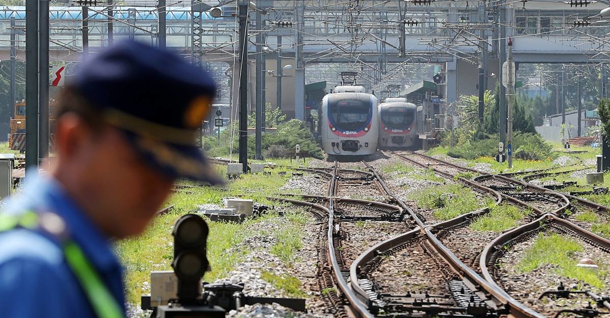 서빙고역 인근 철도 / 뉴스1