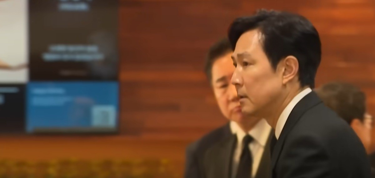 빈소 찾은 이정재 / 유튜브 채널 'MBN News'