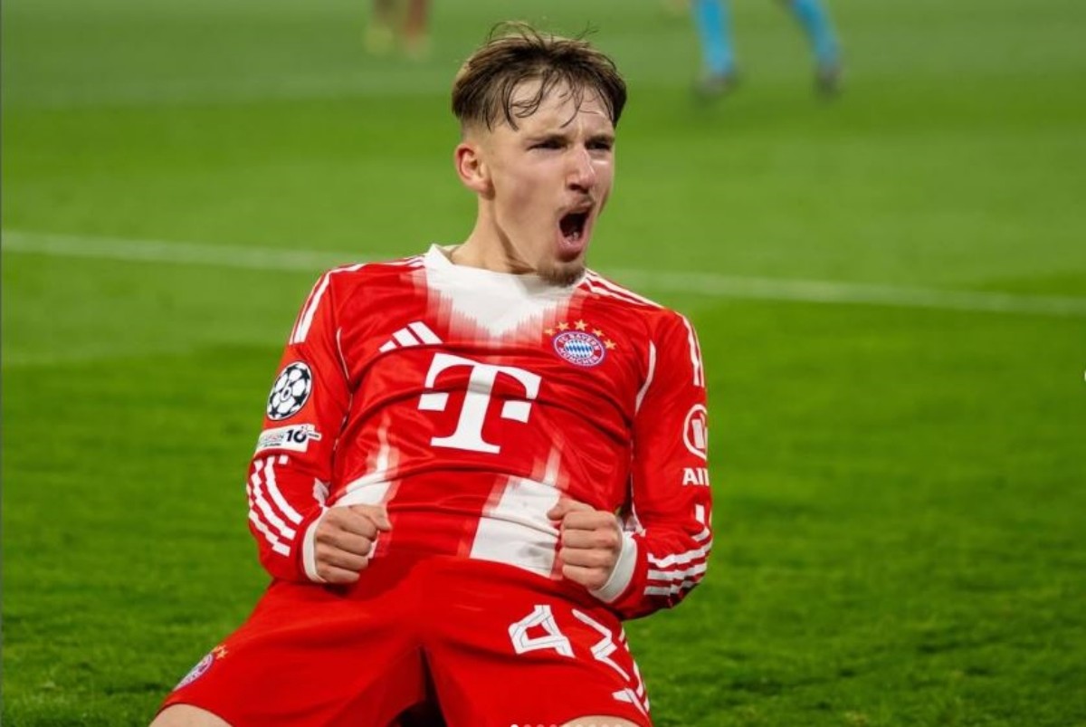 바이에른 뮌헨의 차세대 에이스 레나르트 칼(18)이 팬미팅에서 한 발언이 논란의 중심에 섰다.  /  레나르트 칼 인스타그램