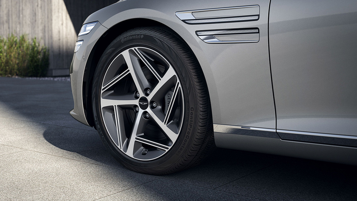 2026 G80에 적용된 신규 19인치 휠. / 제네시스