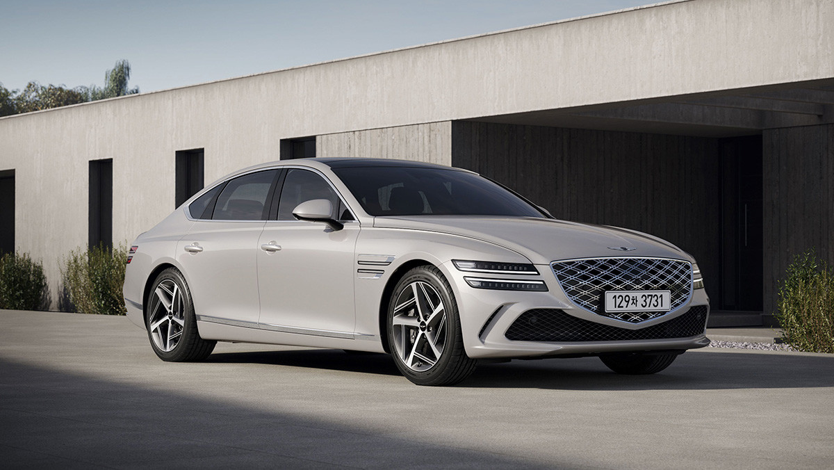 신규 색상 바트나 그레이가 적용된 2026 G80. / 제네시스