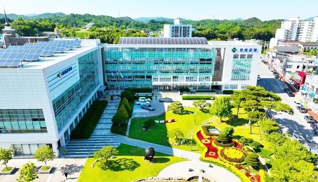 ‘내가 직접 설계하는 우리 동네 예산’을 주제로 한 보성군 주민참여예산 공모 . 보성군은 2027년도 예산에 반영할 주민 제안을 연중 접수한다.