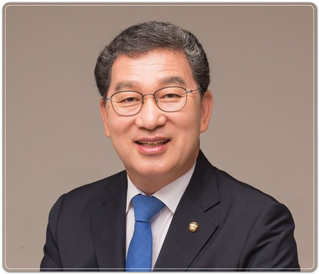 신정훈 행정안전위원장