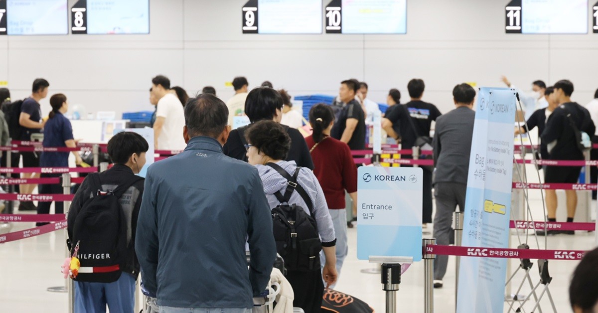 제주국제공항에 강풍경보와 급변풍경보가 발효되며 국내선 항공편이 무더기로 결항됐다.-사진은 기사와 관련없음 / 연합뉴스