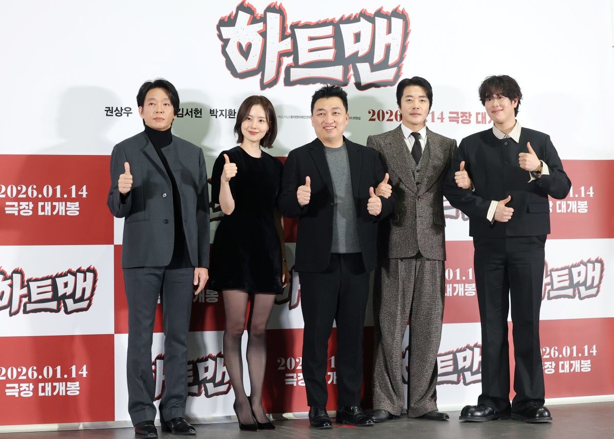 지난 8일 언론시사회 참석한 최원섭 감독과 '하트맨' 주역 박지환, 문채원, 권상우, 피오 / 뉴스1