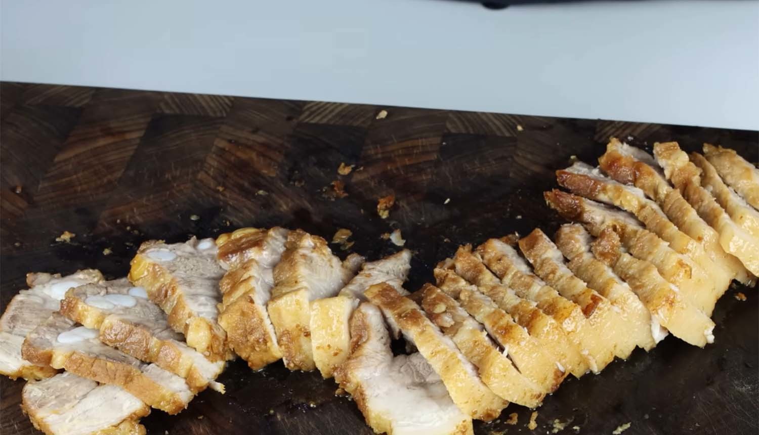 물 없이 만든 수육. / '요리왕 비룡' 유튜브 채널