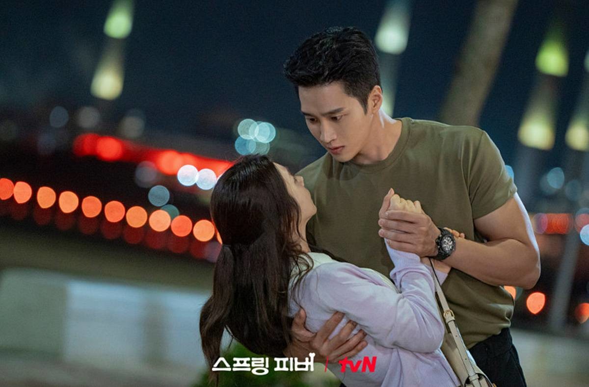 안보현 이주빈 본격 '썸' 기류 / tvN