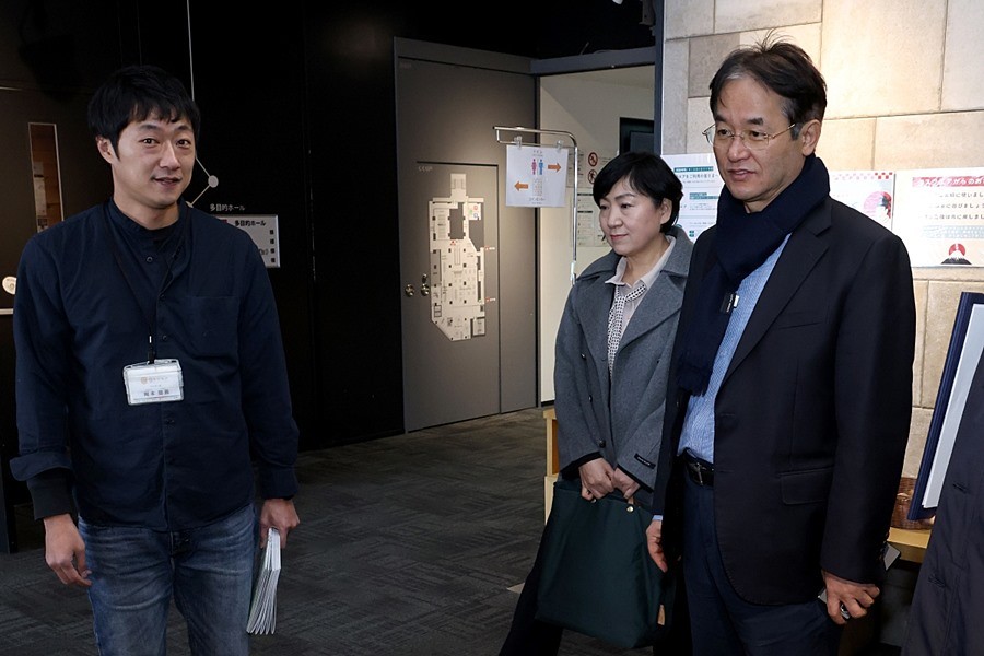 하코다테 커뮤니티 플라자 G스퀘어 방문 (오카모토 케이고 센터장(왼쪽), 이동환 고양특례시장(오른쪽))