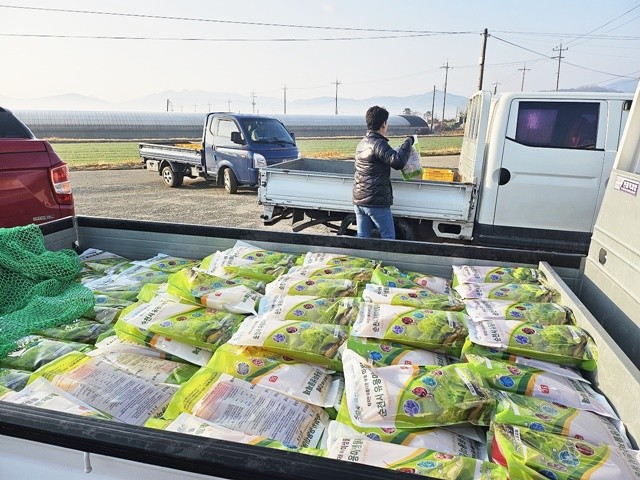 순천시는 유용미생물 이용 농가의 편의를 위해 주 3일 권역별 배달제를 운영하고 있다
