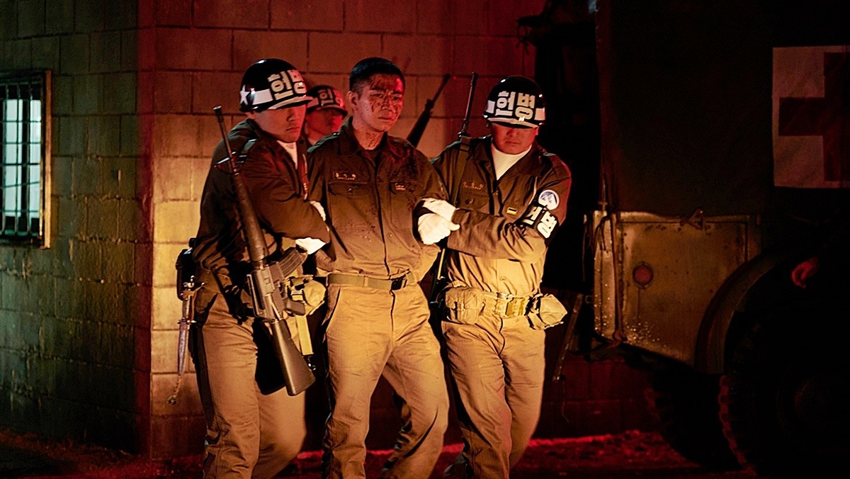 드라마 '메이드 인 코리아' 속 한 장면 / 디즈니+