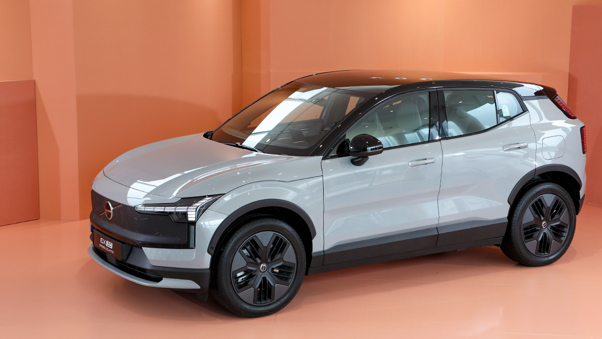 2025년 볼보가 출시한 신형 전기차 EX30 CC. / 권혁재 PD