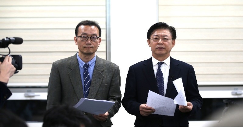 강재구·맹수석 대전충남 교육감 출마 예정자들이 15일 대전시의회에서 기자회견을 열고 '교육 통합은 선택이 아닌 필수 과제'라며 '1통합특별시 1 교육청’을 주장하고 있다. /사진=김지연 기자