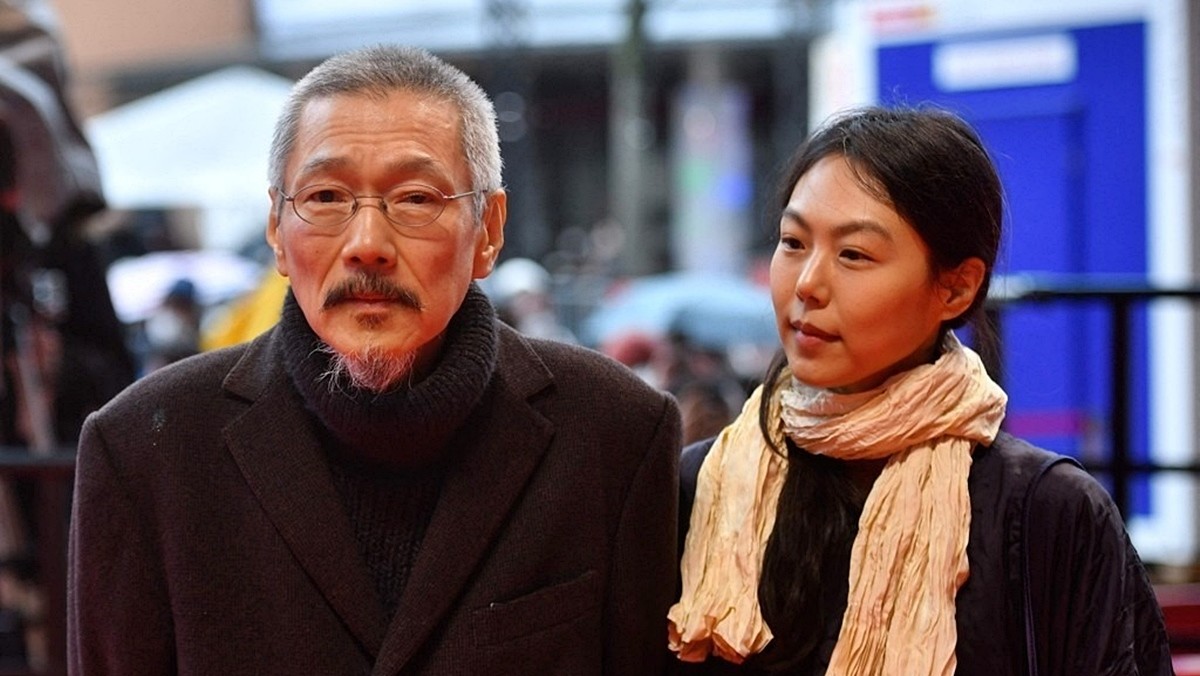 베를린영화제 레드카펫 행사에 나란히 참석한 홍상수 감독과 배우 김민희 / 연합뉴스