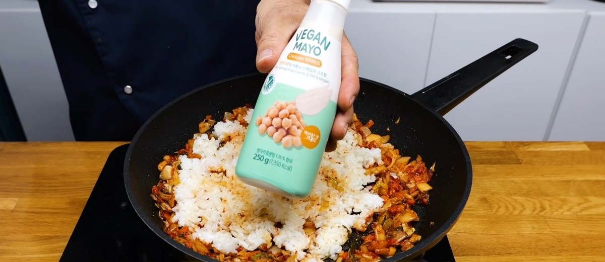 김치볶음밥 킬링 포인트인 '마요네즈' / 유튜브 '김대석 셰프TV'