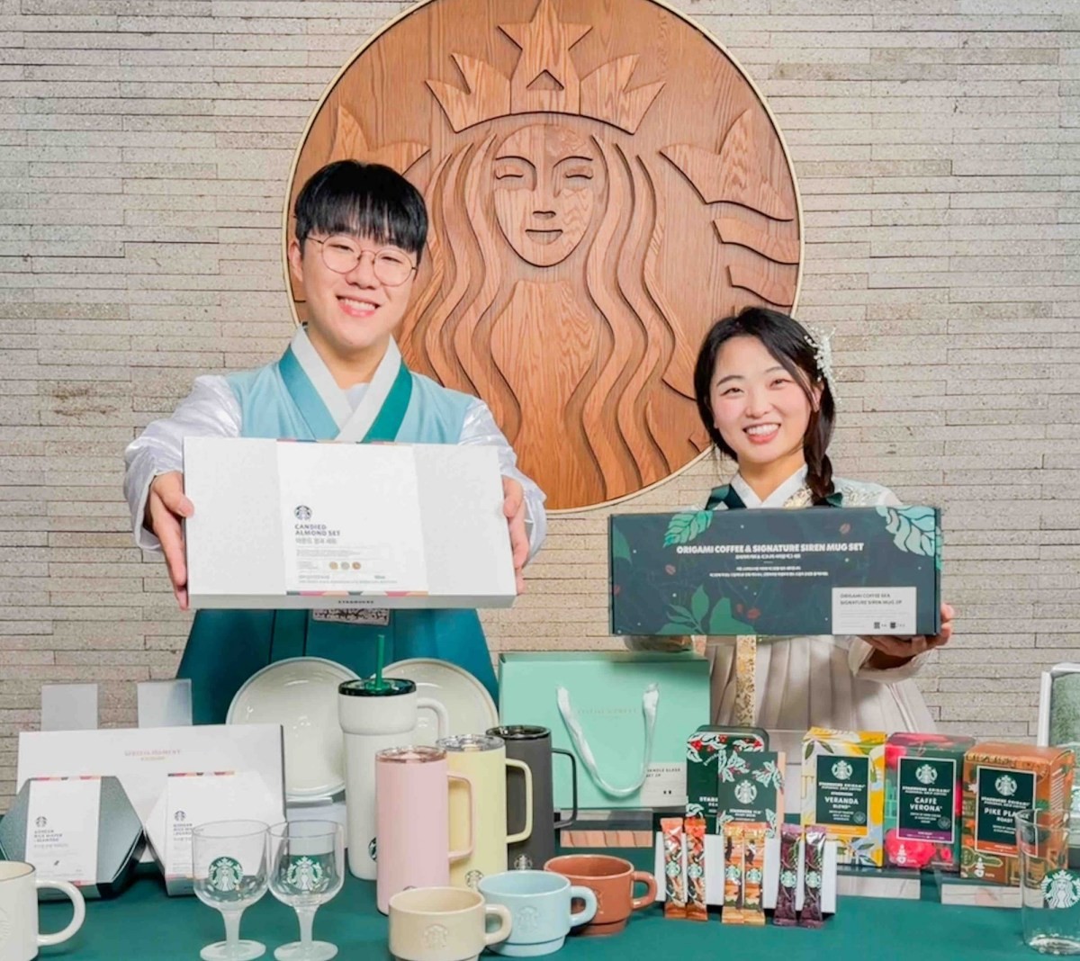 스타벅스 '설 기프트 상품' 사전 예약 오픈 / 스타벅스 코리아 제공