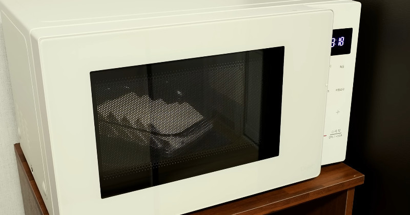 유튜브 '뇨리 티브이'