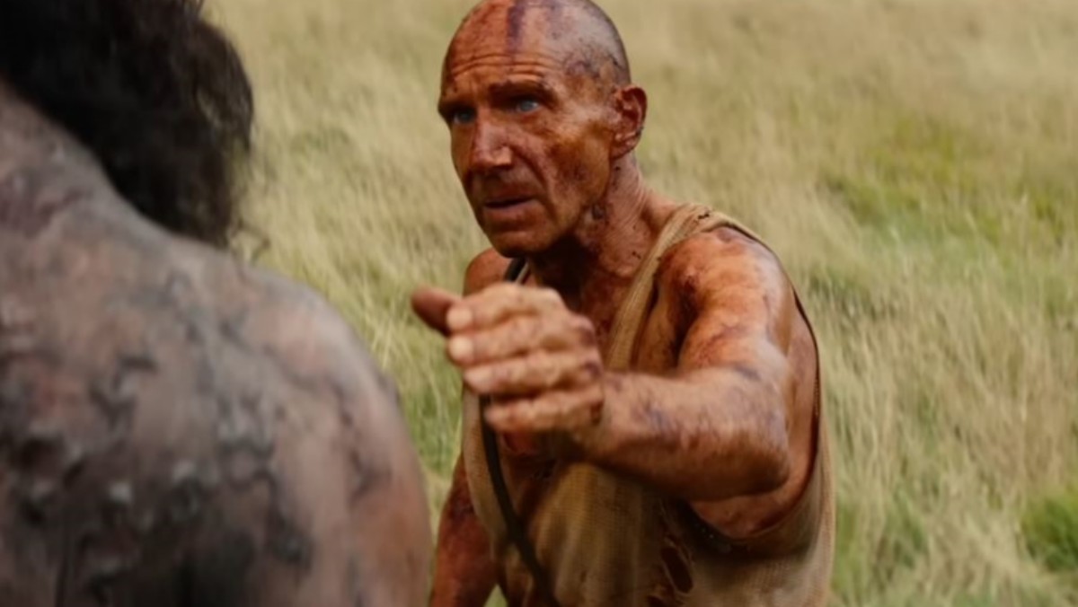 영화 '28년 후: 뼈의 사원' 티저 예고편 장면 중 일부. / 유튜브 '소녀픽쳐스코리아'