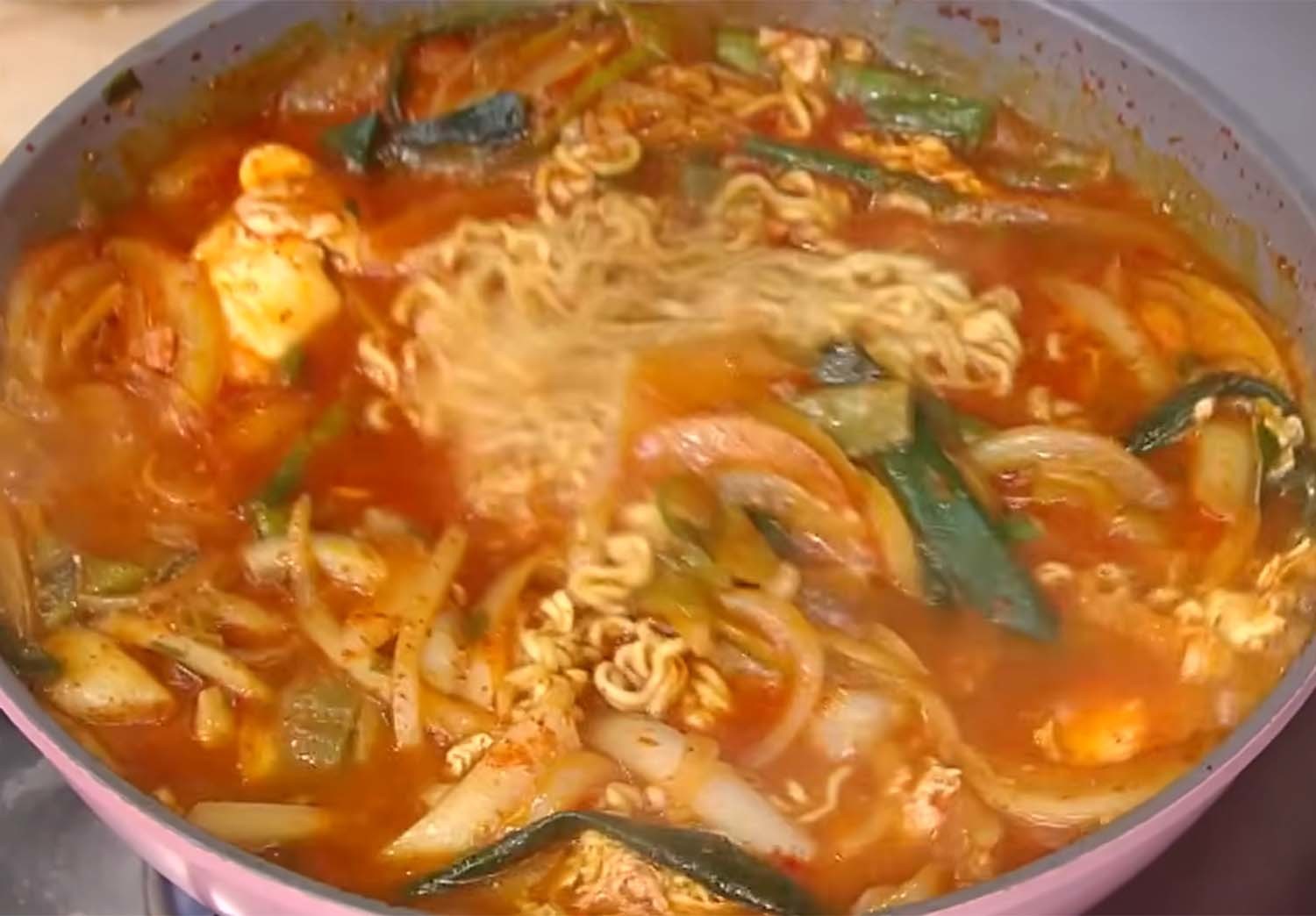 대파 라면. / '디글 클래식'