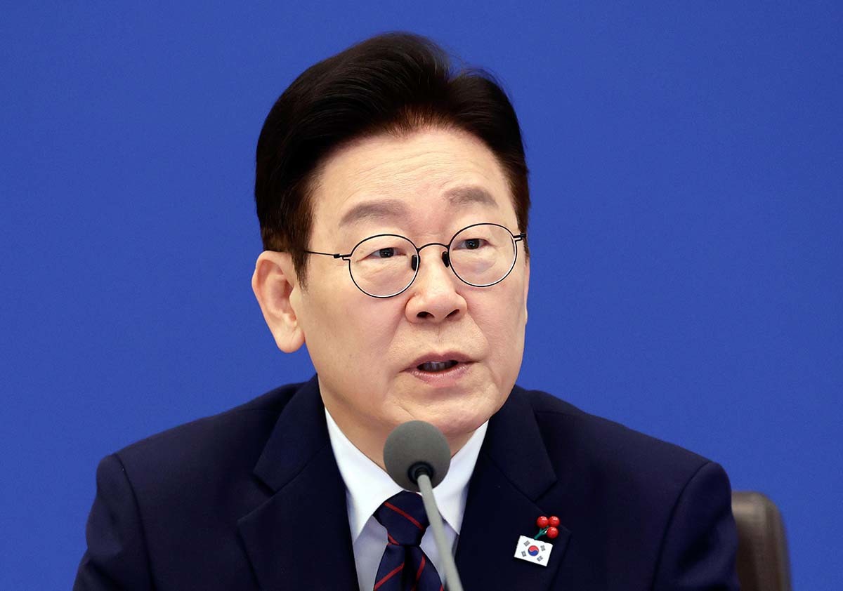 이재명 대통령이 22일 청와대에서 열린 수석보좌관회의에서 발언하고 있다. / 뉴스1 (청와대통신사진기자단)